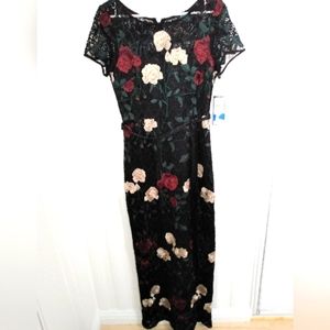 Tahari Lace Maxi dress with embroidered floral design NWT
